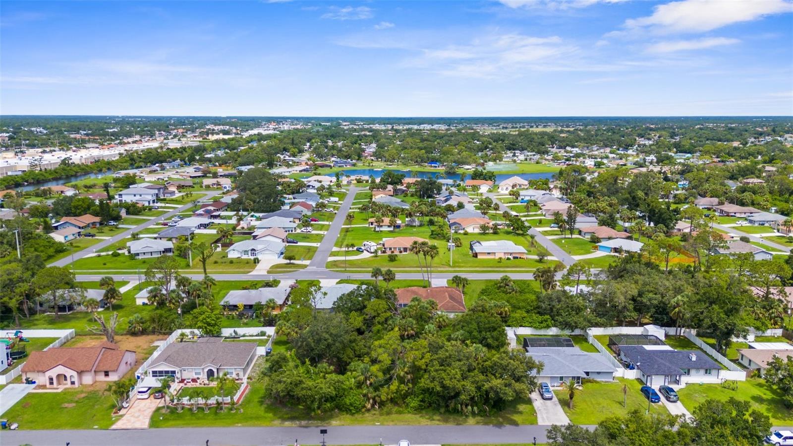 PORT CHARLOTTE SUB 04 - Land