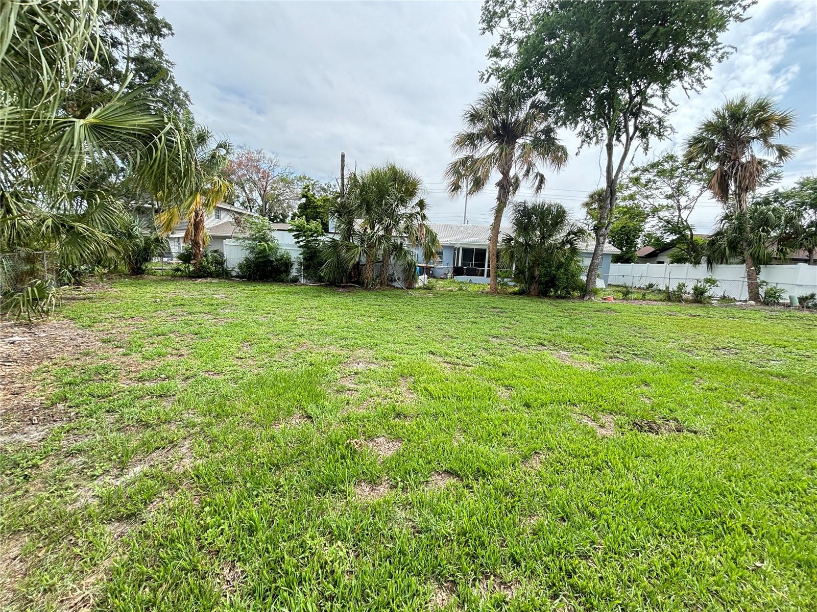 BAY CREST PARK UNIT 14 - Residential