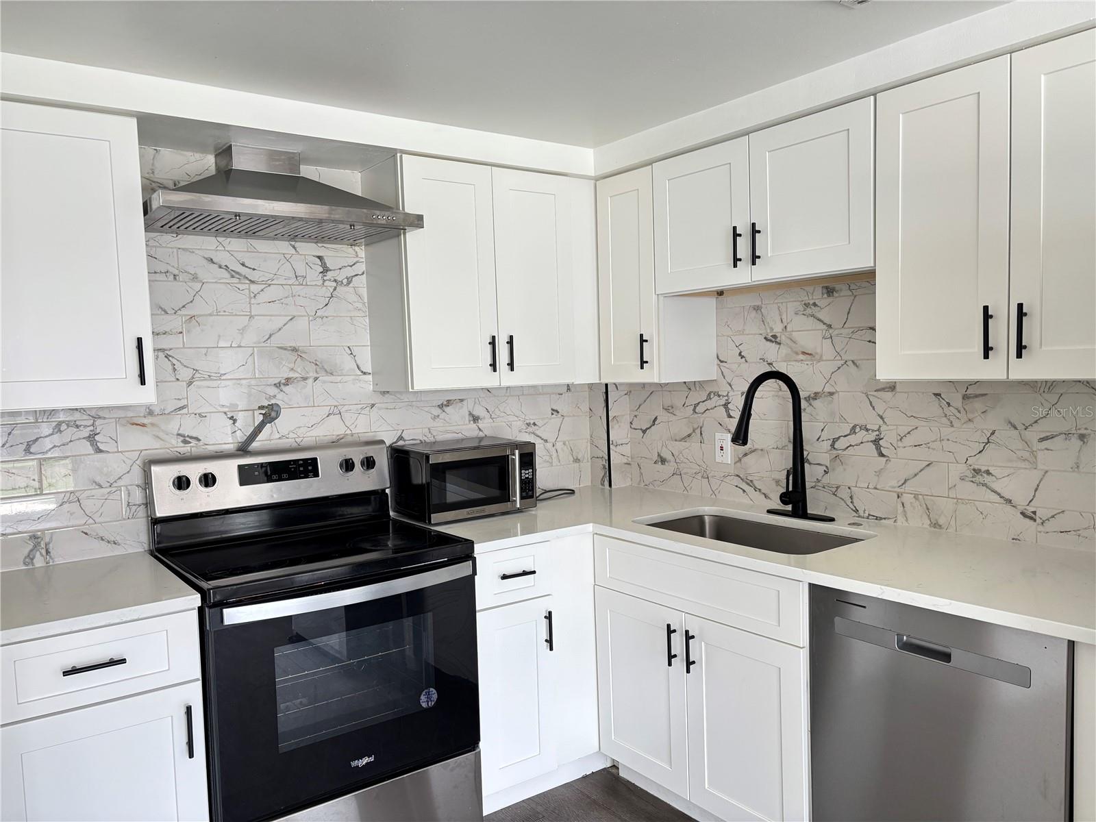 BAY CREST PARK UNIT 14 - Residential
