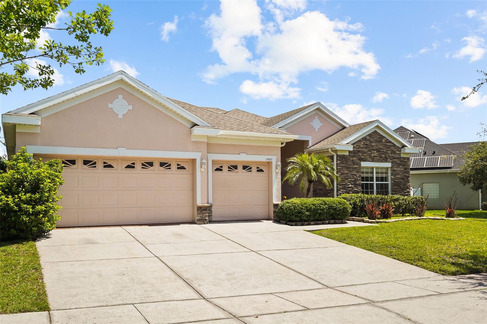 FALCON TRACE 45/3 - Residential