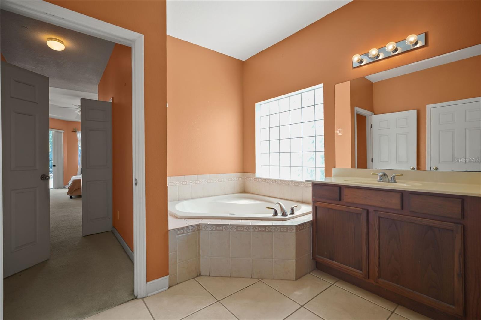 FALCON TRACE 45/3 - Residential