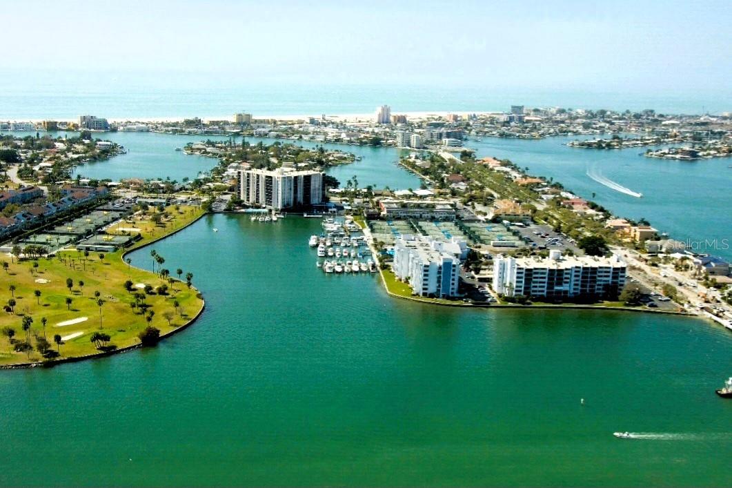 TREASURE ISLAND TENNIS & YACHT CLUB - Residential