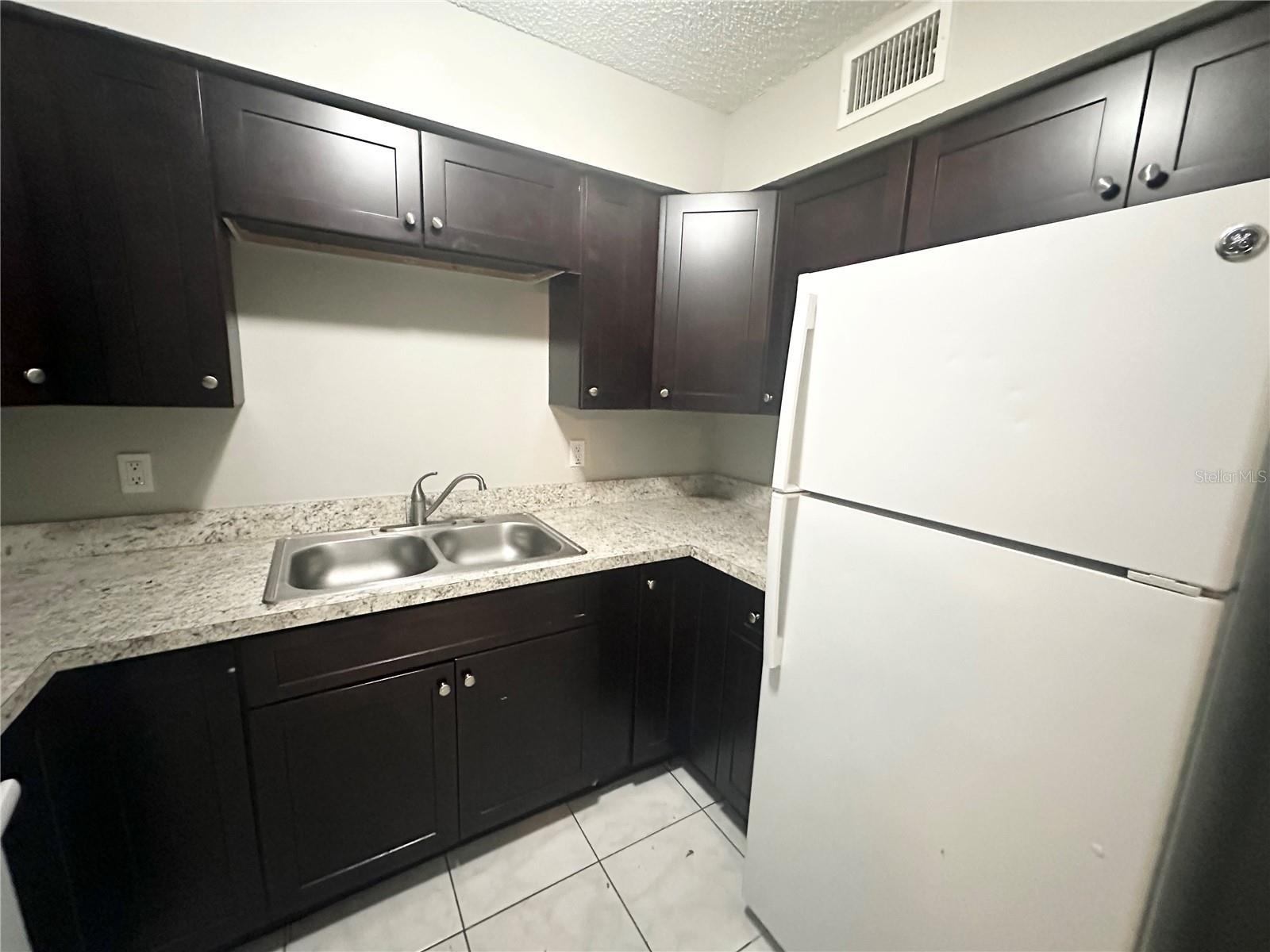 SUN WOOD VILLAGE - Residential Income