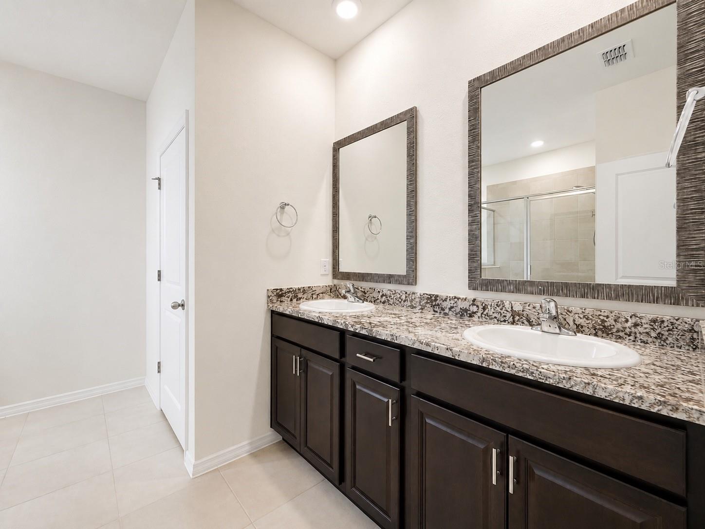 CEDARBROOK - Residential Lease