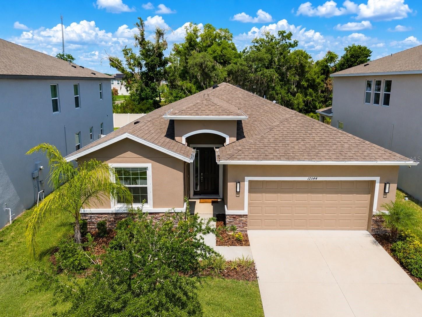CEDARBROOK - Residential Lease
