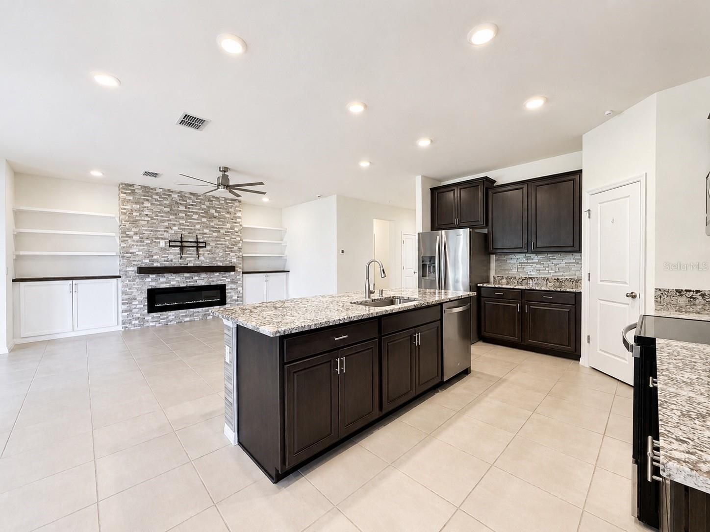 CEDARBROOK - Residential Lease