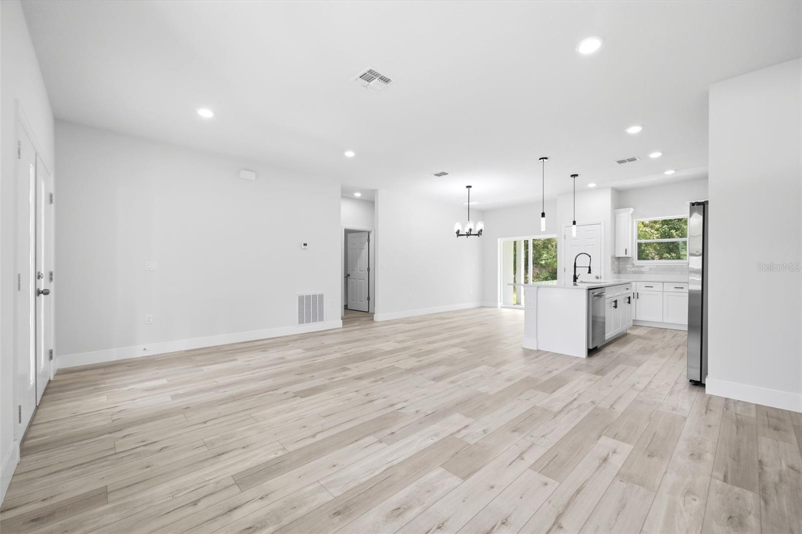 CITRUS SPGS UNIT 04 - Residential