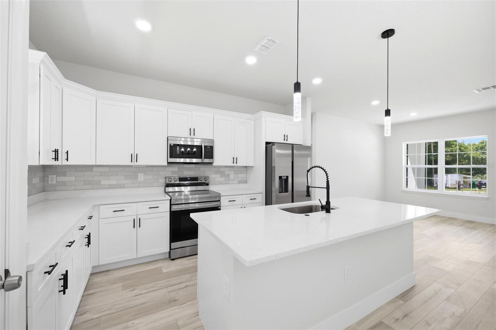 CITRUS SPGS UNIT 04 - Residential