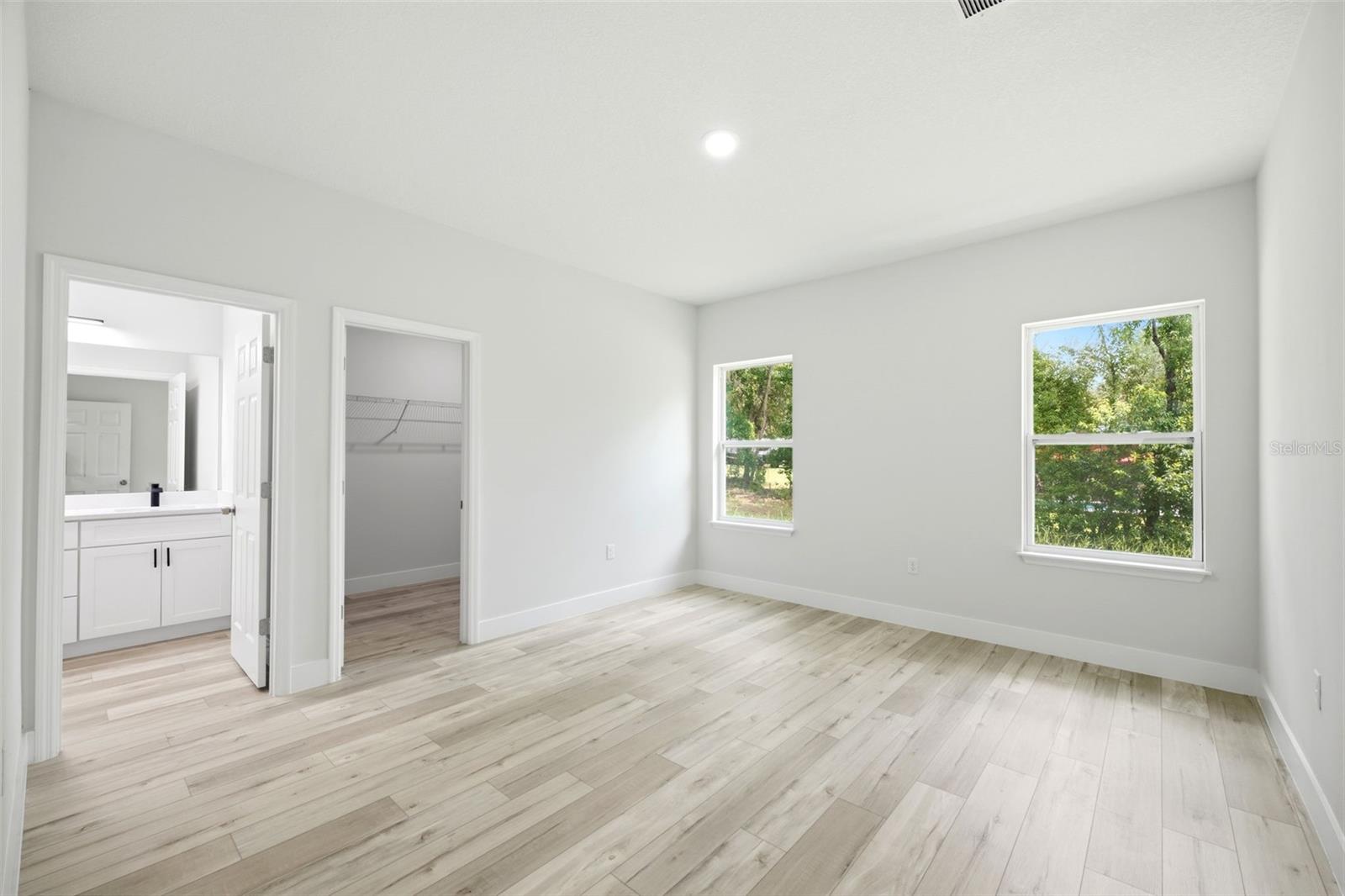 CITRUS SPGS UNIT 04 - Residential