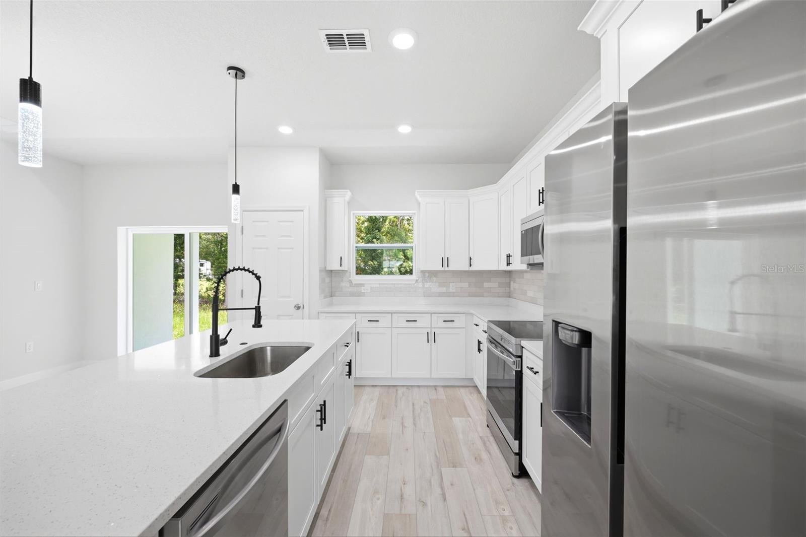 CITRUS SPGS UNIT 04 - Residential