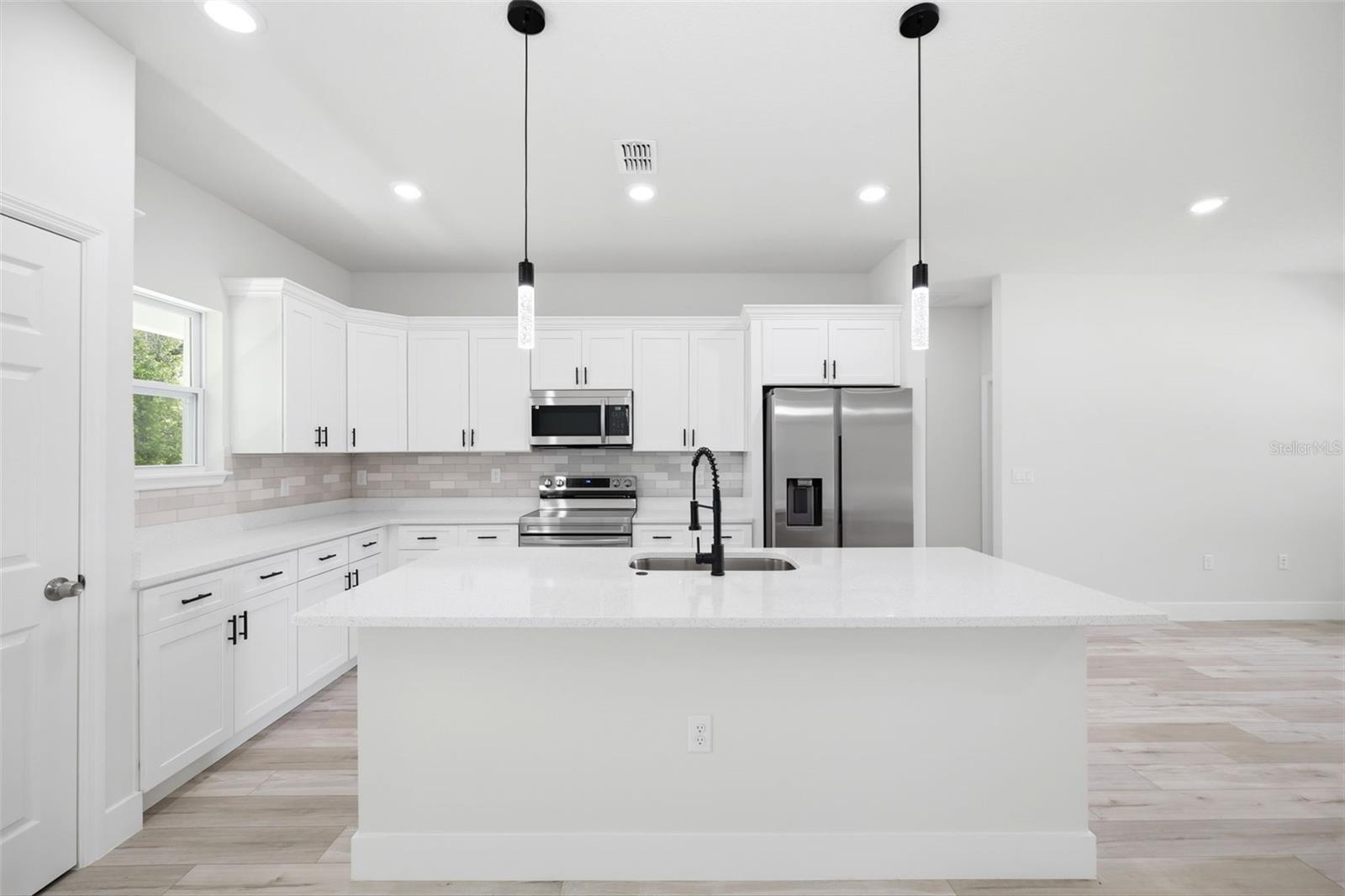CITRUS SPGS UNIT 04 - Residential