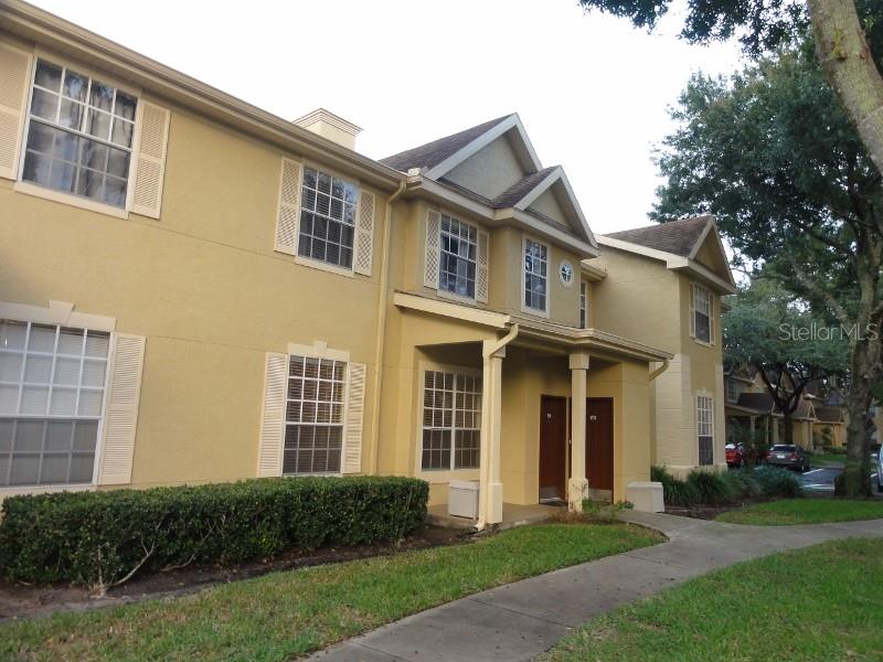 CRESCENT PLACE AT LAKE LOTUS CONDO - Residential Lease