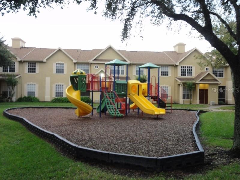 CRESCENT PLACE AT LAKE LOTUS CONDO - Residential Lease