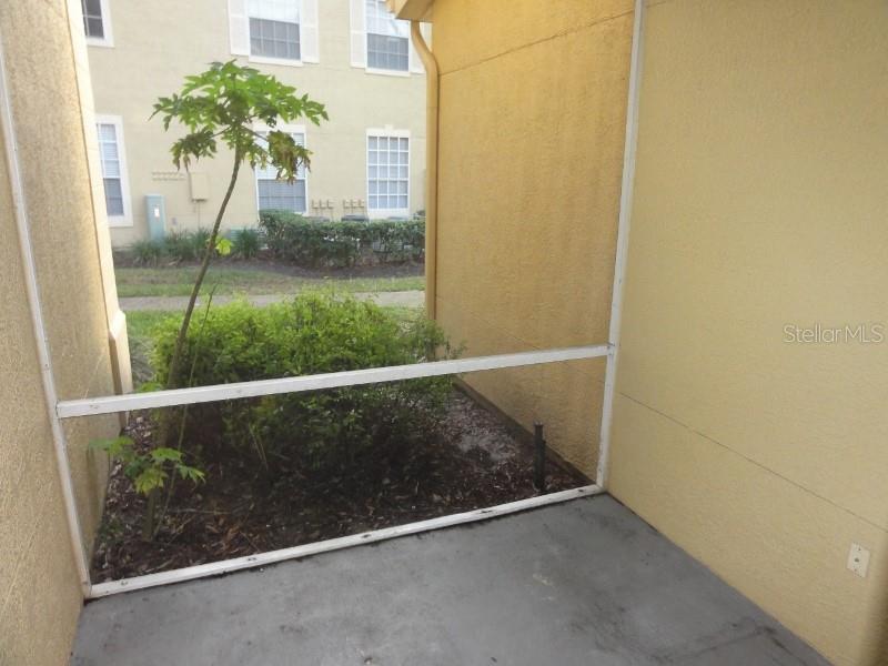 CRESCENT PLACE AT LAKE LOTUS CONDO - Residential Lease