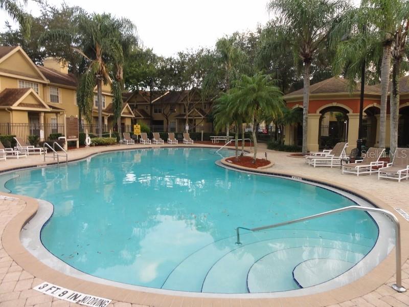 CRESCENT PLACE AT LAKE LOTUS CONDO - Residential Lease