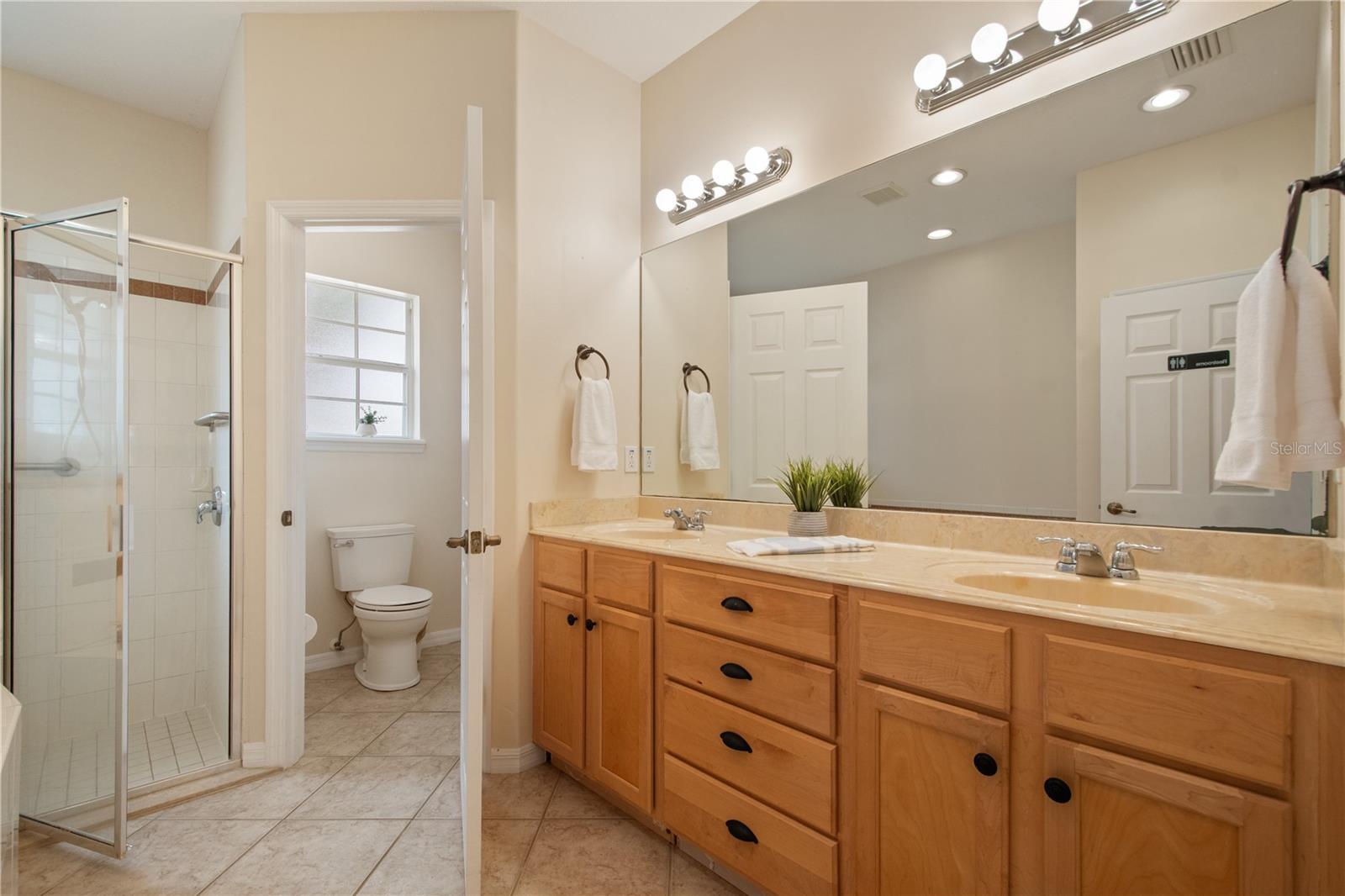 PALISADES PH 02D LT 270 PB 52 PG 21-23 - Residential