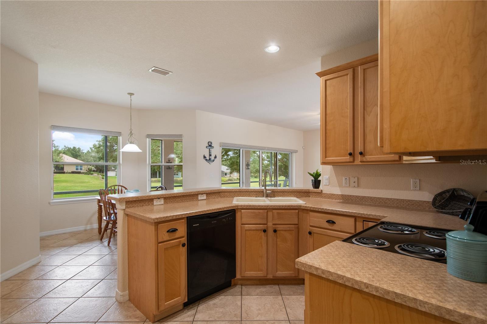 PALISADES PH 02D LT 270 PB 52 PG 21-23 - Residential