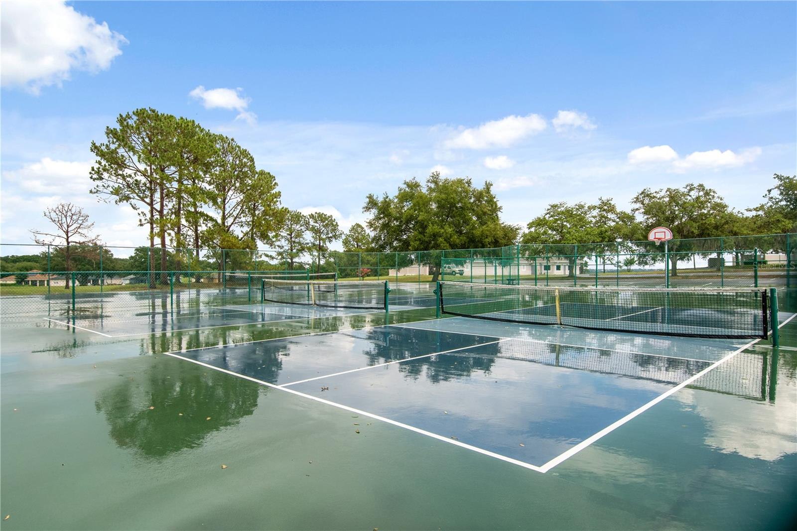 PALISADES PH 02D LT 270 PB 52 PG 21-23 - Residential