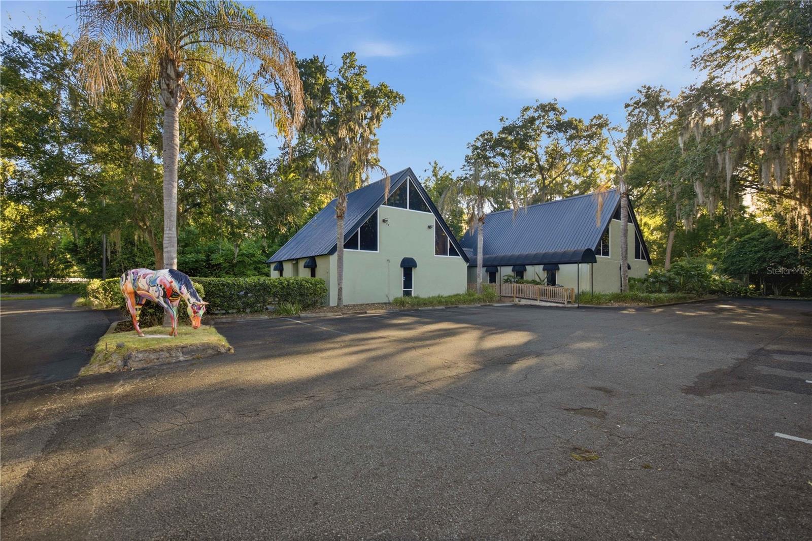 ORANGE VIEW - Commercial Sale