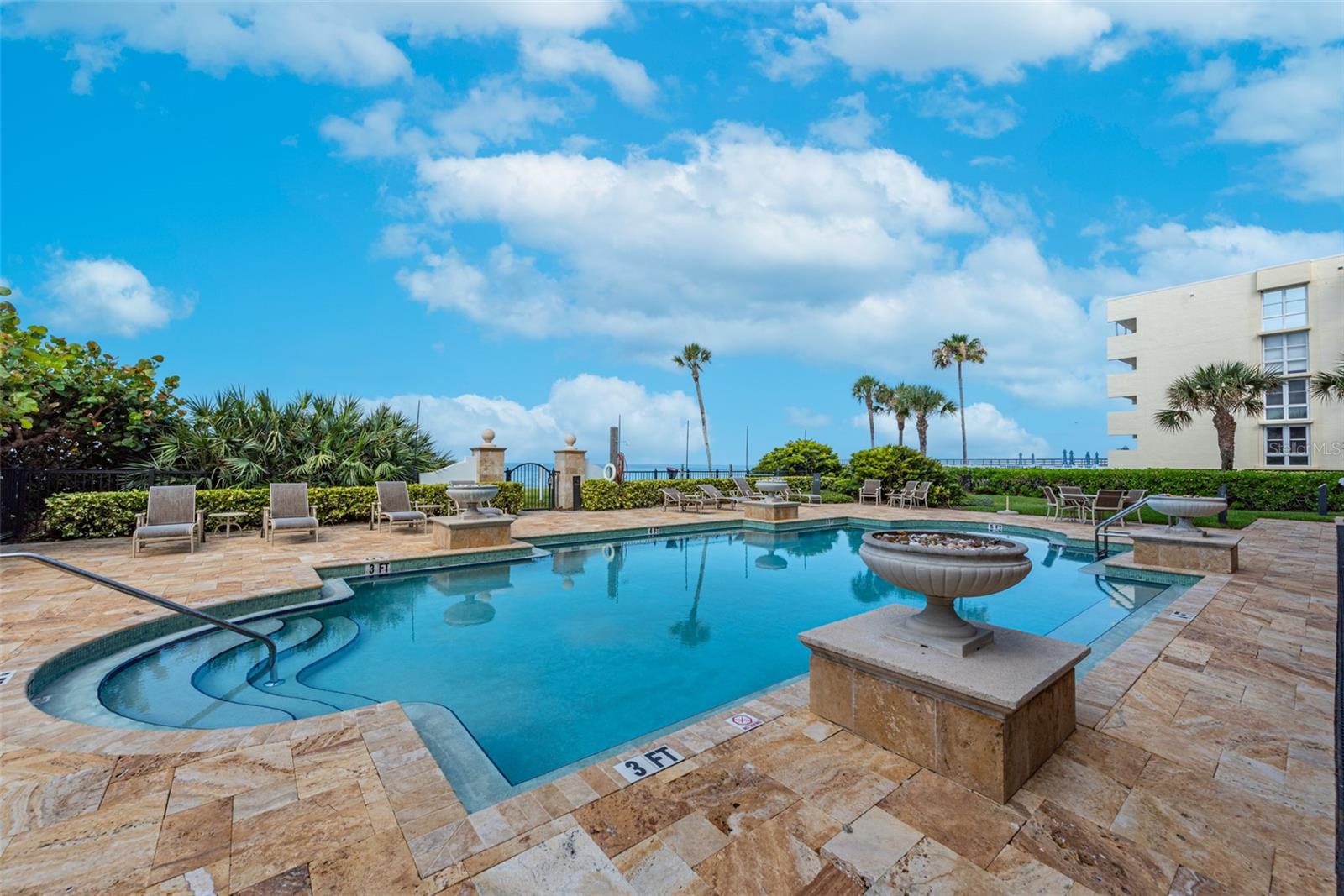 VIZCAYA AT REDINGTON BEACH CONDO - Residential