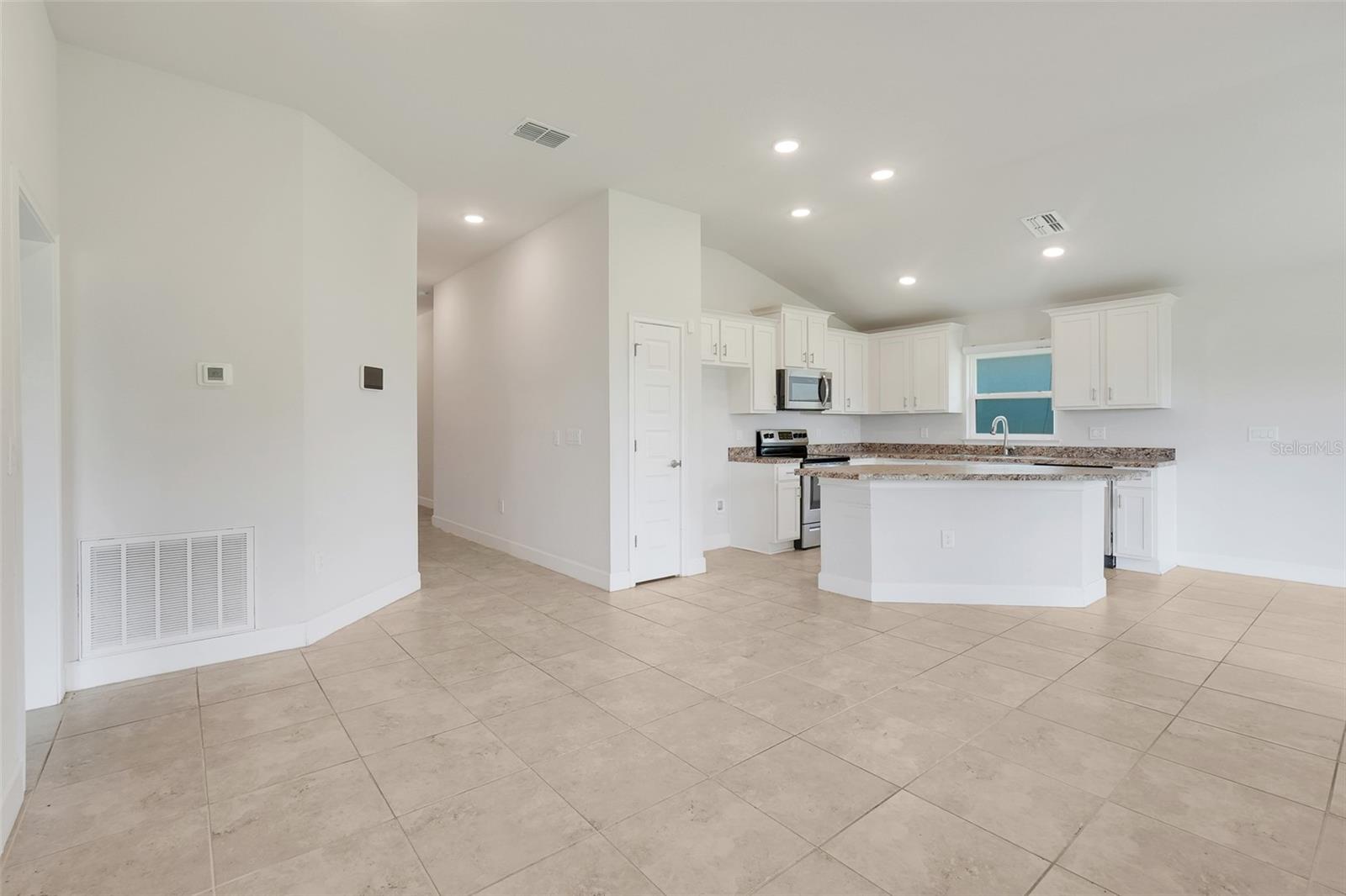 KRENSON BAY - Residential