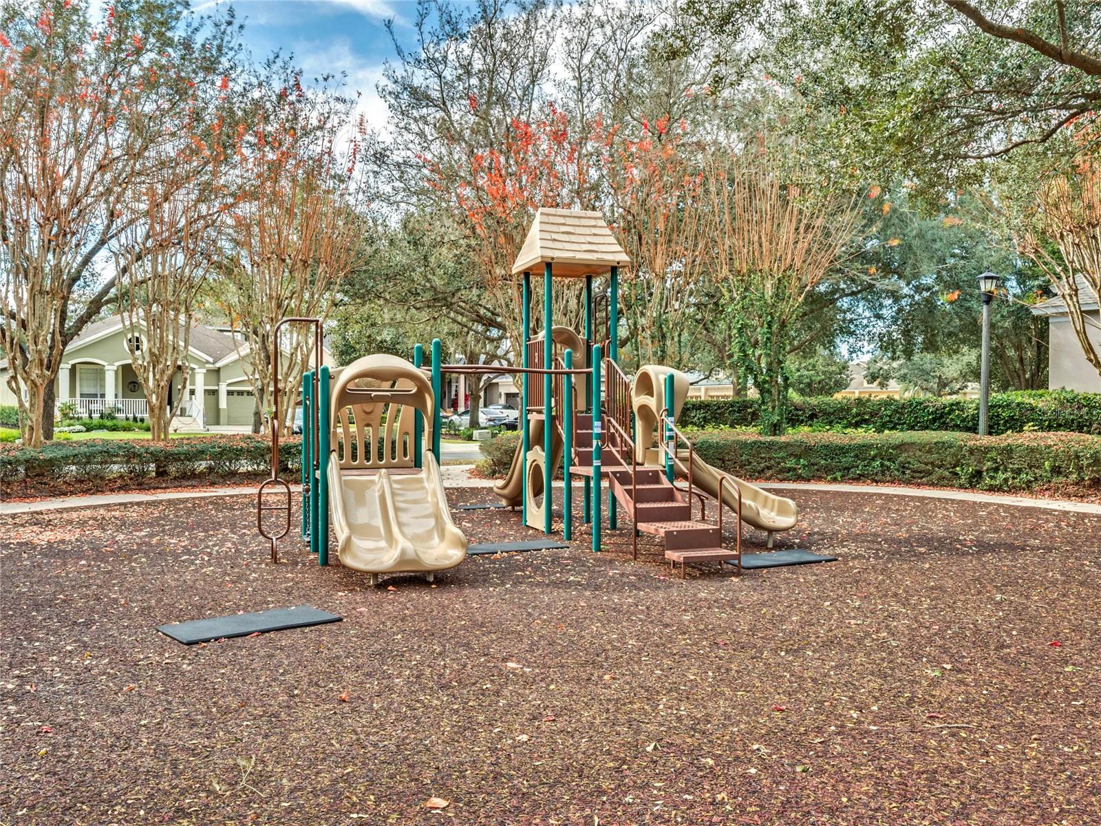 KEENES POINTE - Residential