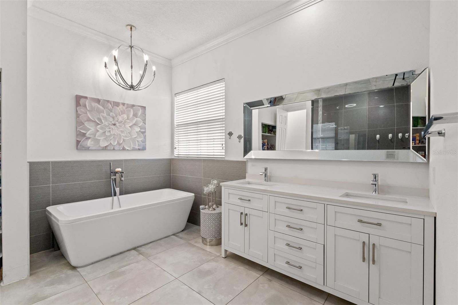 KEENES POINTE - Residential