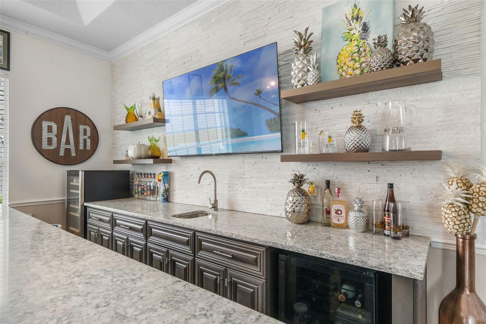 KEENES POINTE - Residential