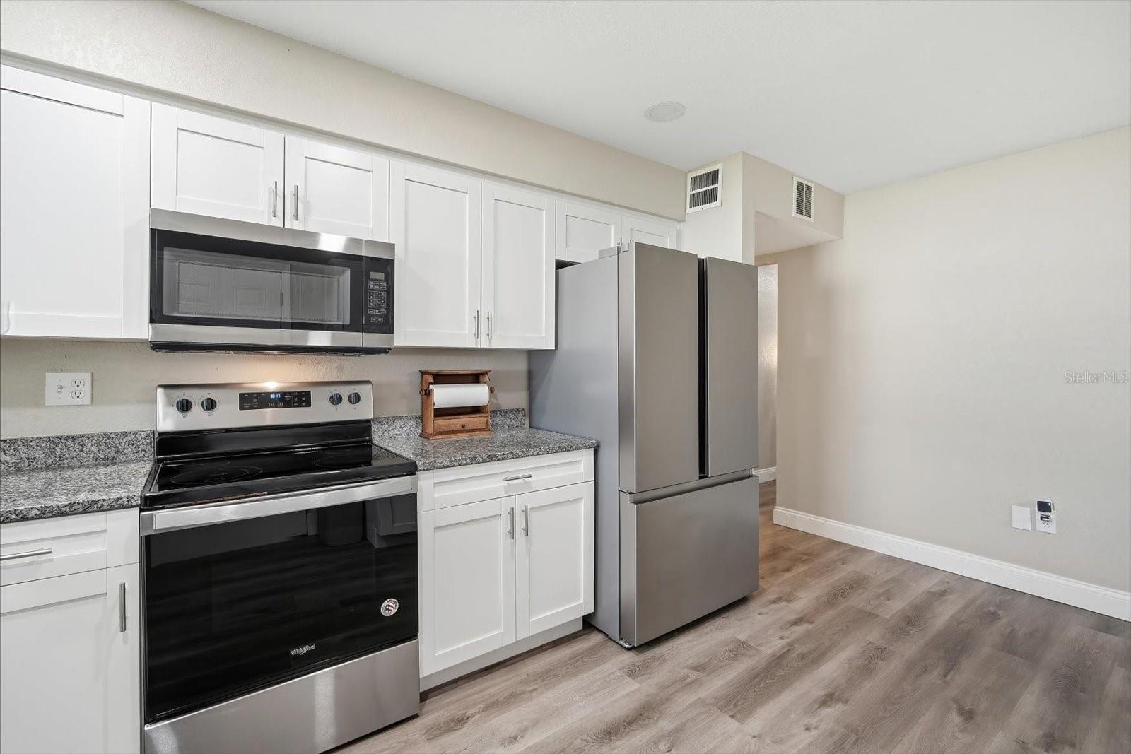 DEL WEBBS SUN CITY FLORIDA UN - Residential