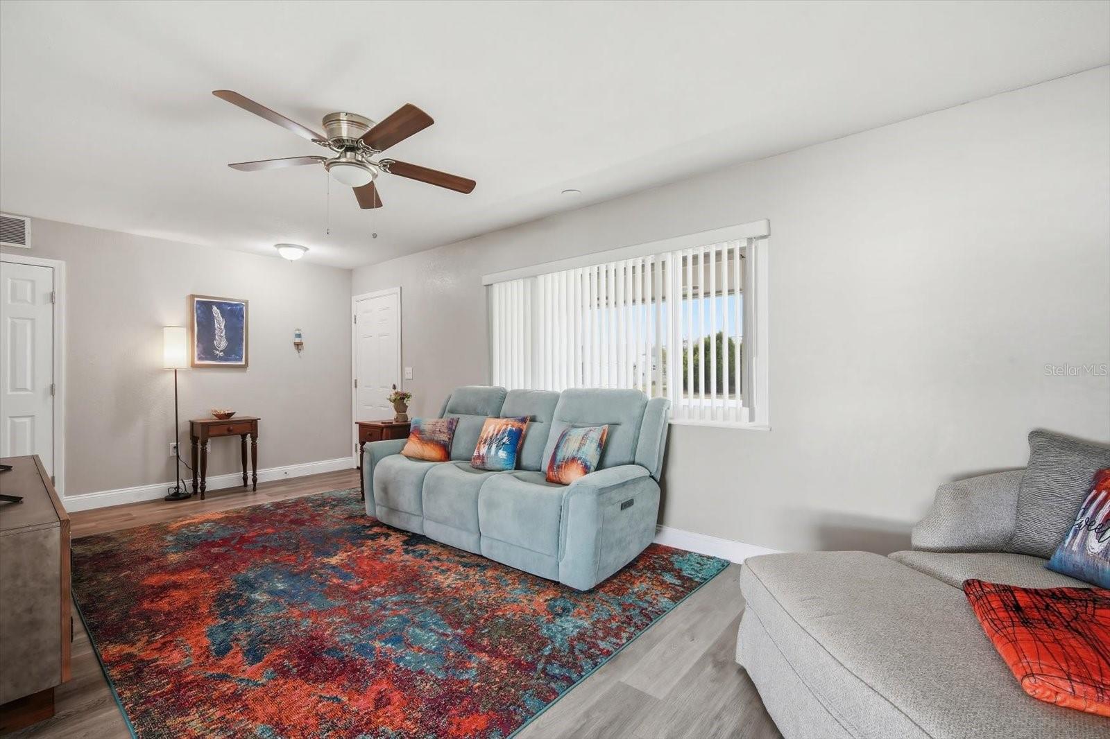 DEL WEBBS SUN CITY FLORIDA UN - Residential