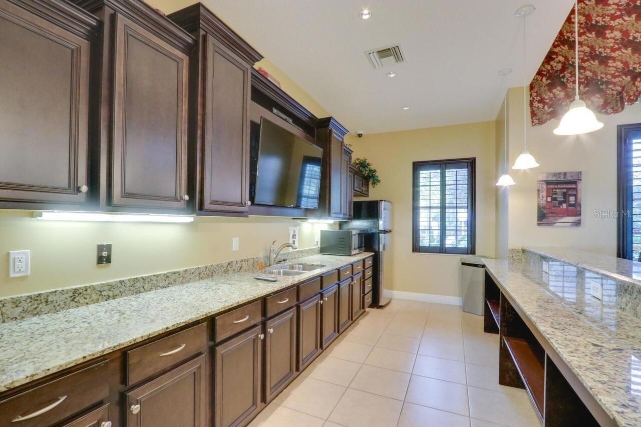 OAKTON PRESERVE - Residential
