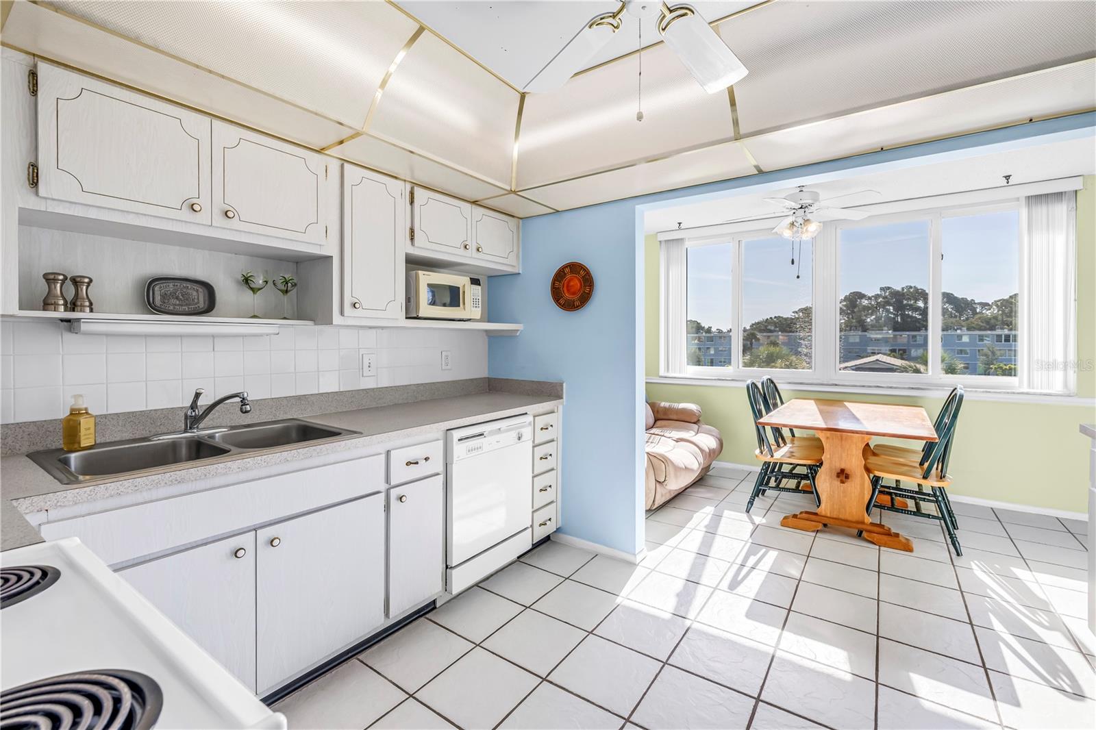 WINSTON PARK NORTHEAST - Residential