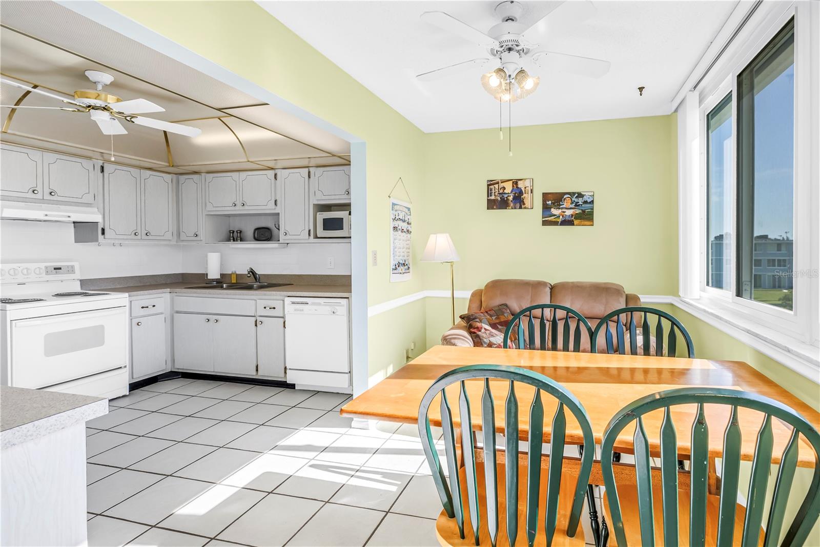 WINSTON PARK NORTHEAST - Residential