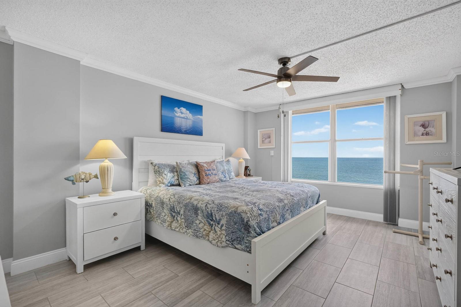 AQUARIUS OCEANFRONT - Residential