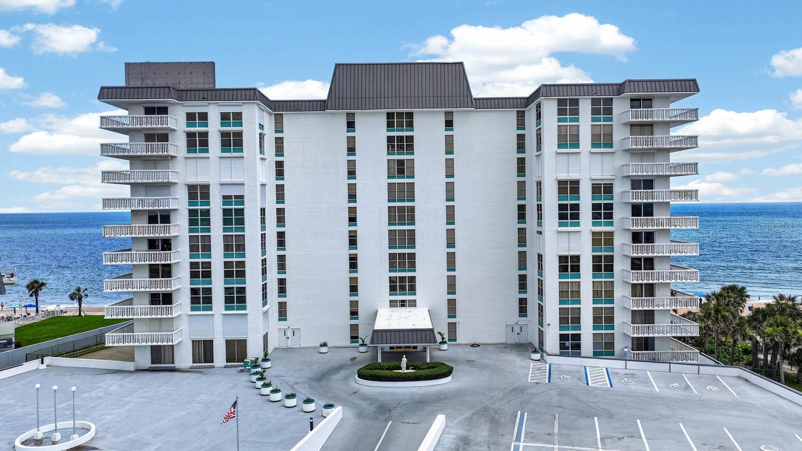 AQUARIUS OCEANFRONT - Residential