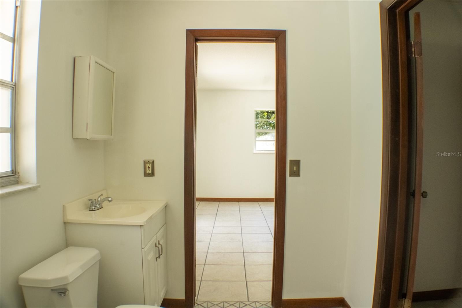 TREVASKIS LT 21 BLK 30 ORANGE CITY - Residential