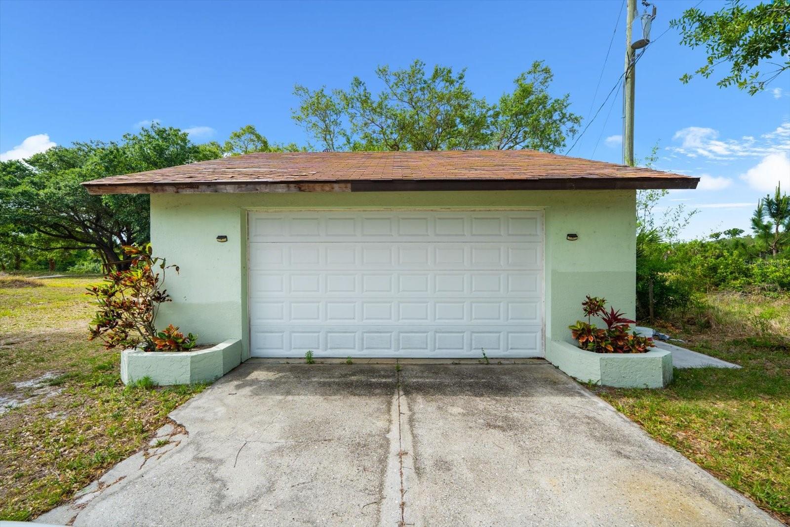 WOODLAND ACRES - Residential