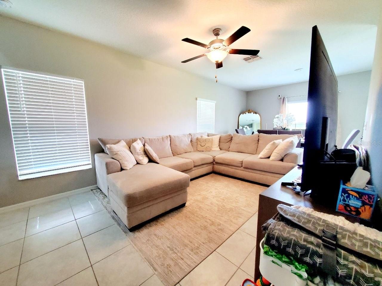 TOUCHSTONE PH 4 - Residential Lease