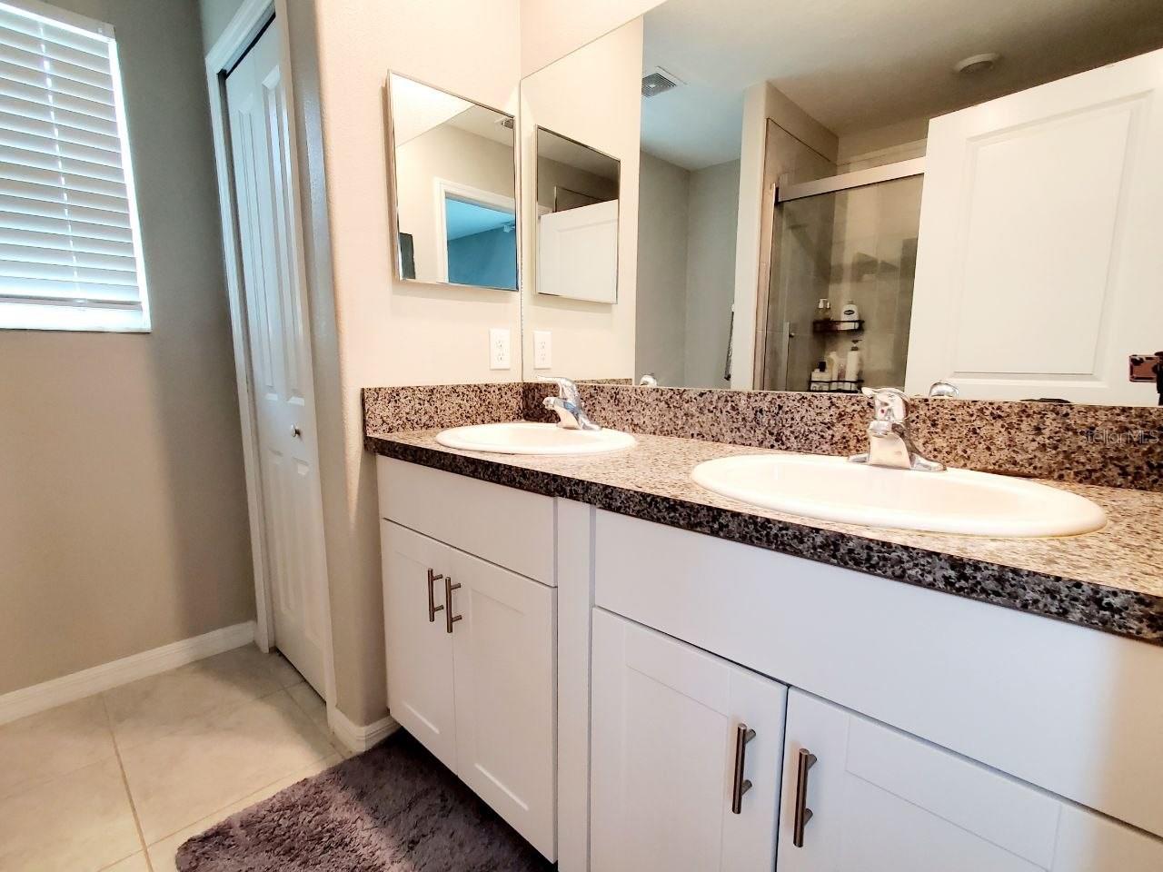 TOUCHSTONE PH 4 - Residential Lease