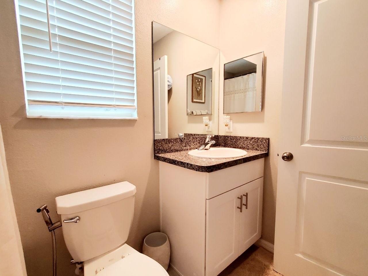 TOUCHSTONE PH 4 - Residential Lease