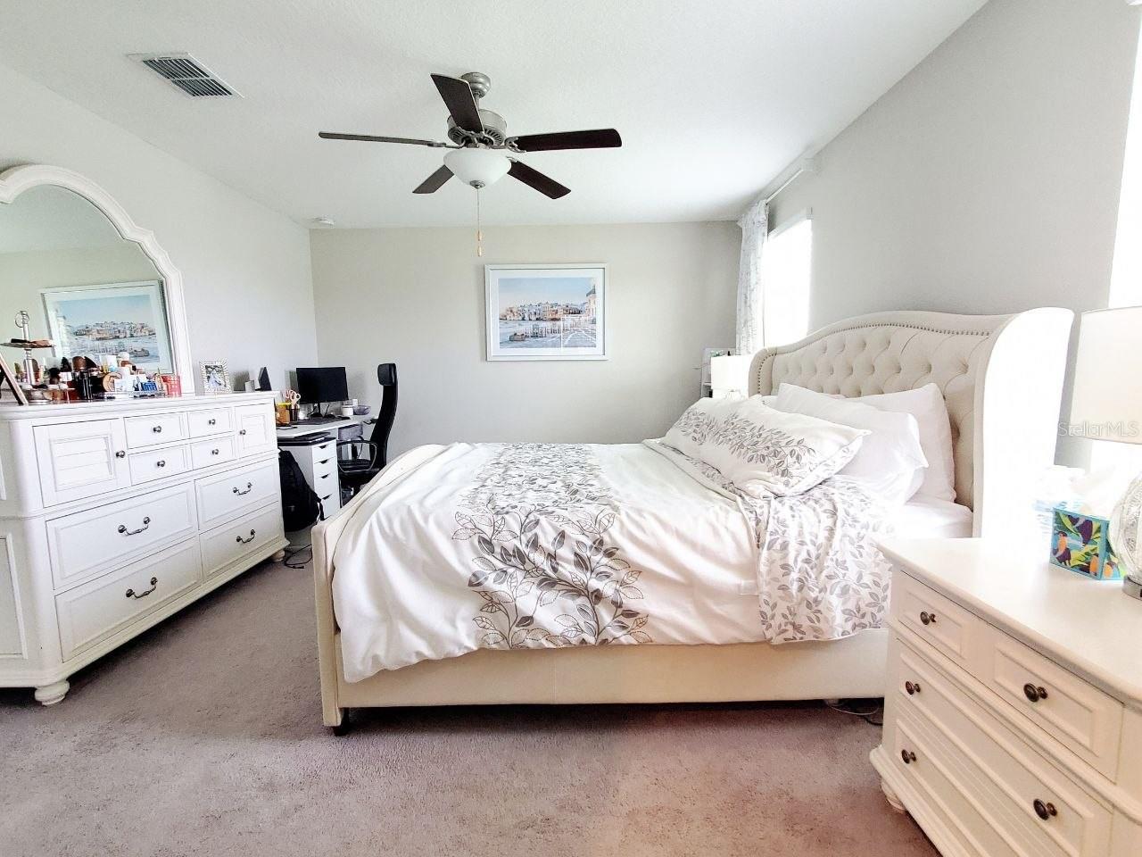 TOUCHSTONE PH 4 - Residential Lease