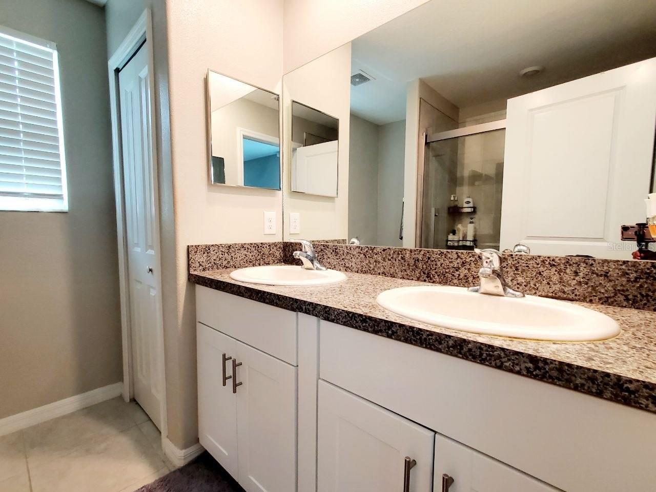 TOUCHSTONE PH 4 - Residential Lease