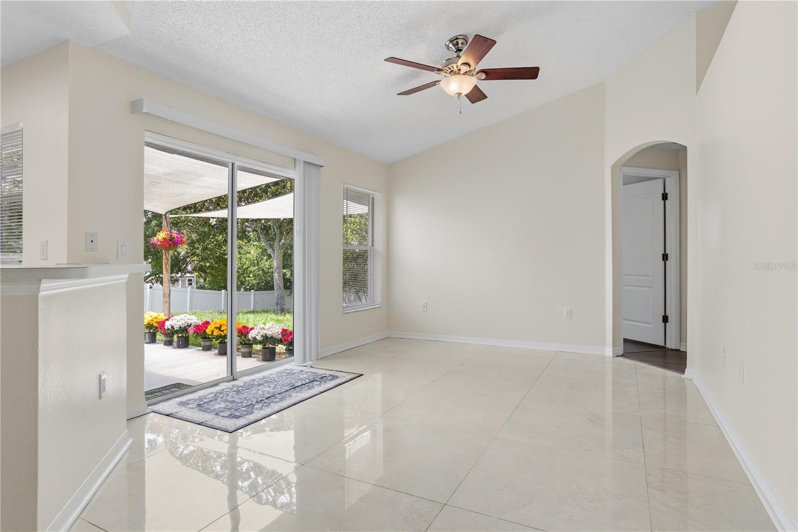 DELTONA LAKES - Residential