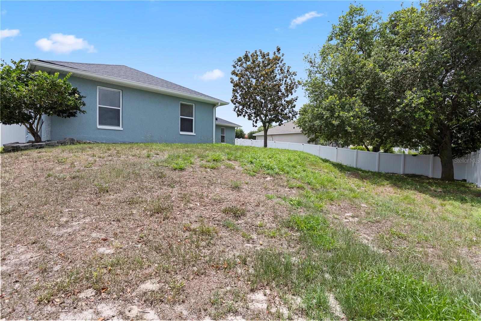 DELTONA LAKES - Residential