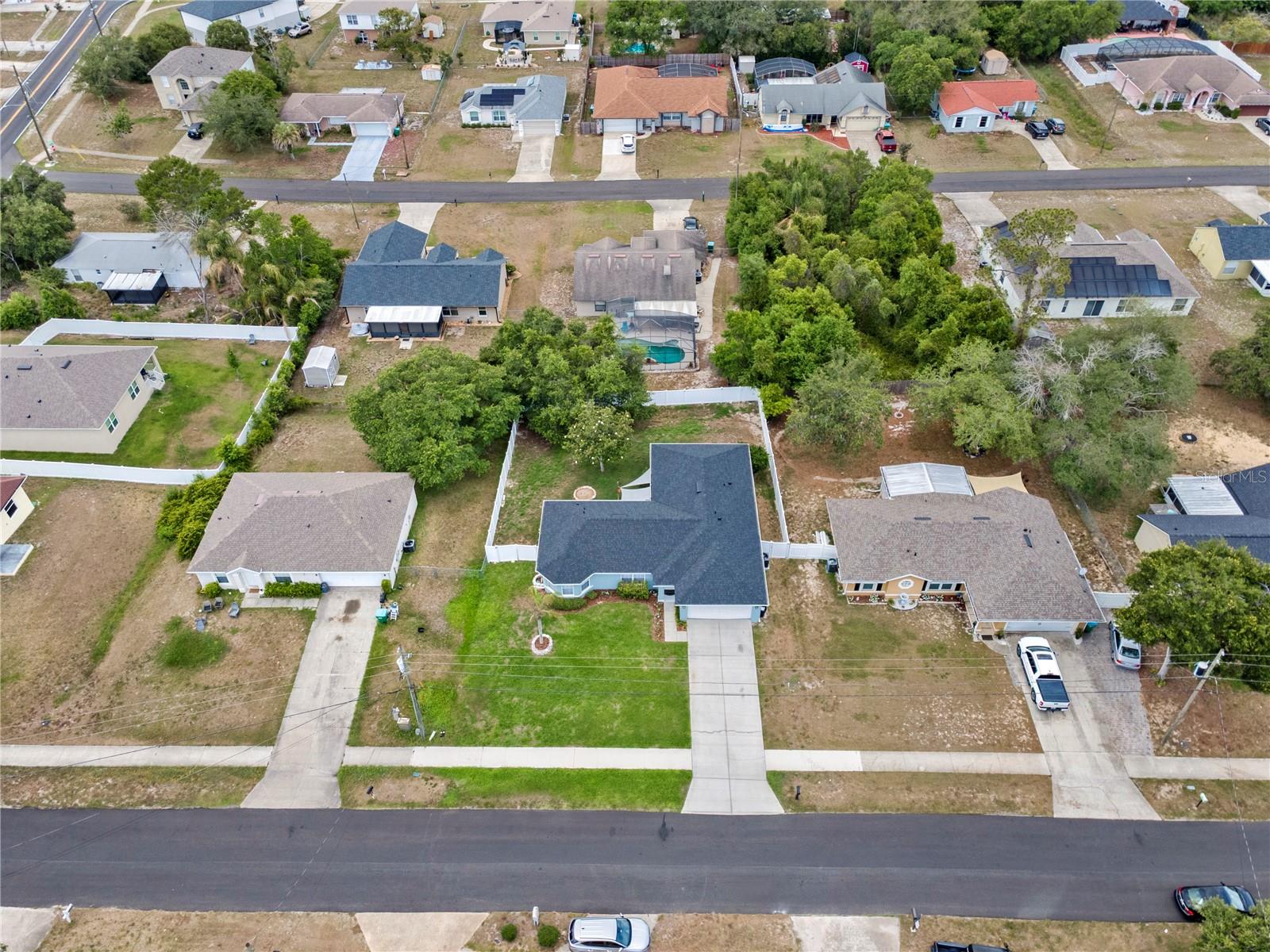DELTONA LAKES - Residential