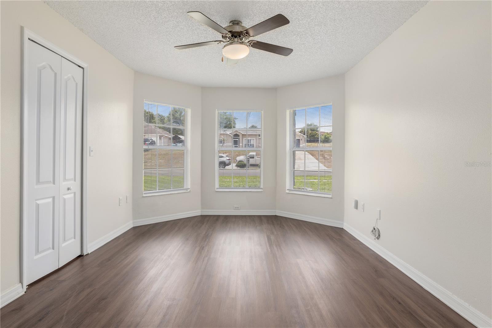 DELTONA LAKES - Residential