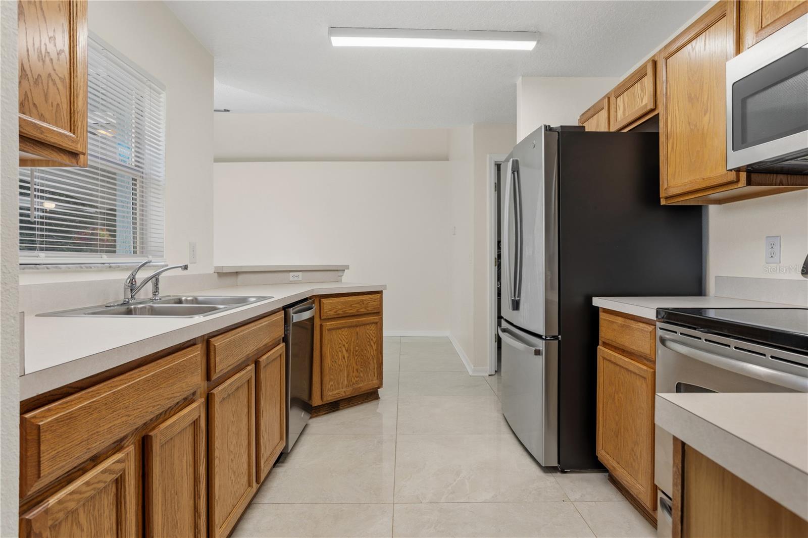DELTONA LAKES - Residential