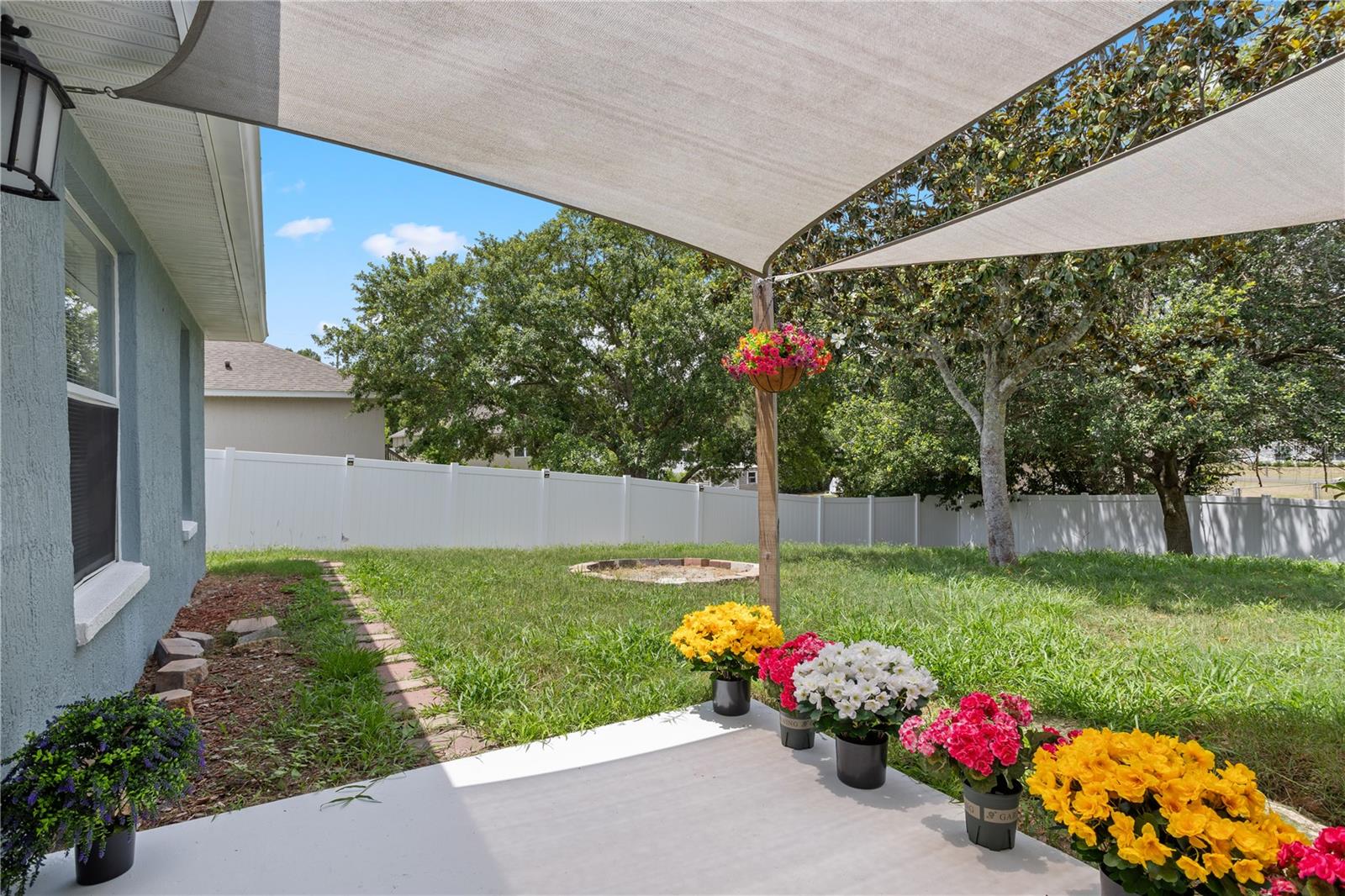 DELTONA LAKES - Residential