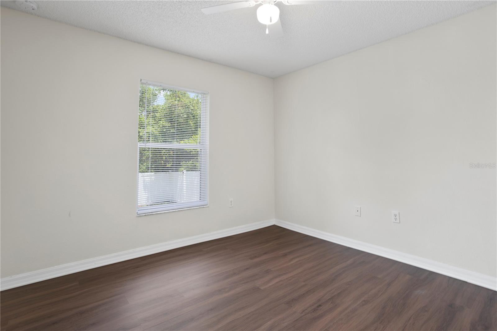 DELTONA LAKES - Residential