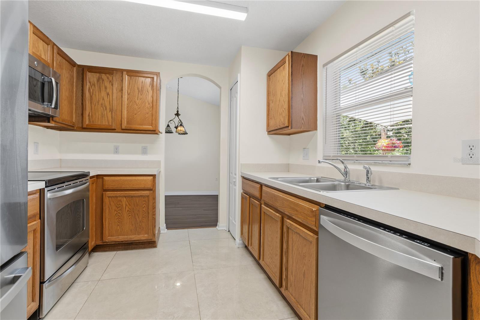 DELTONA LAKES - Residential